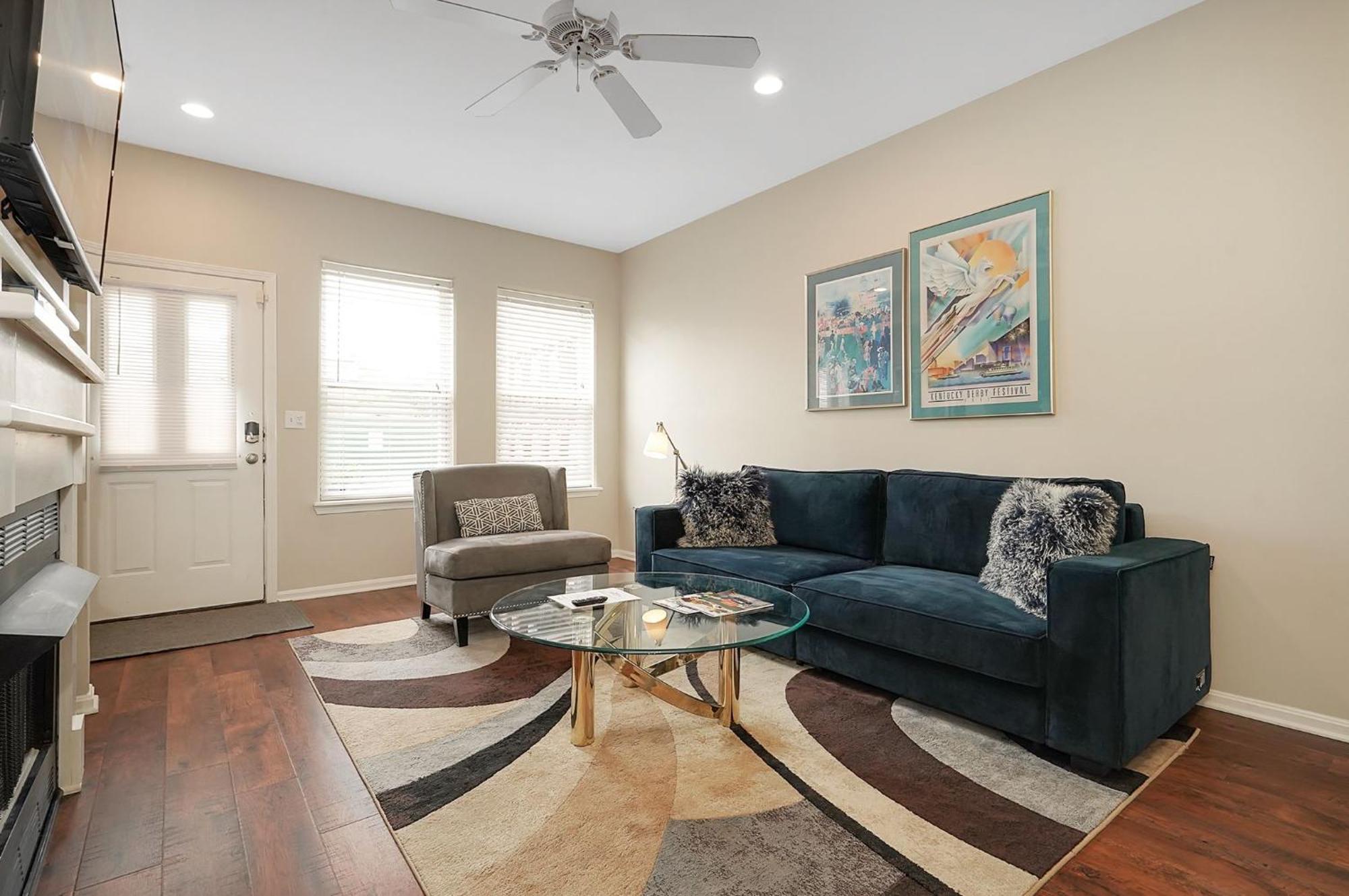 Lux Townhouse, Walk To All, Sleeps 6 Adults Louisville-Jefferson County Extérieur photo