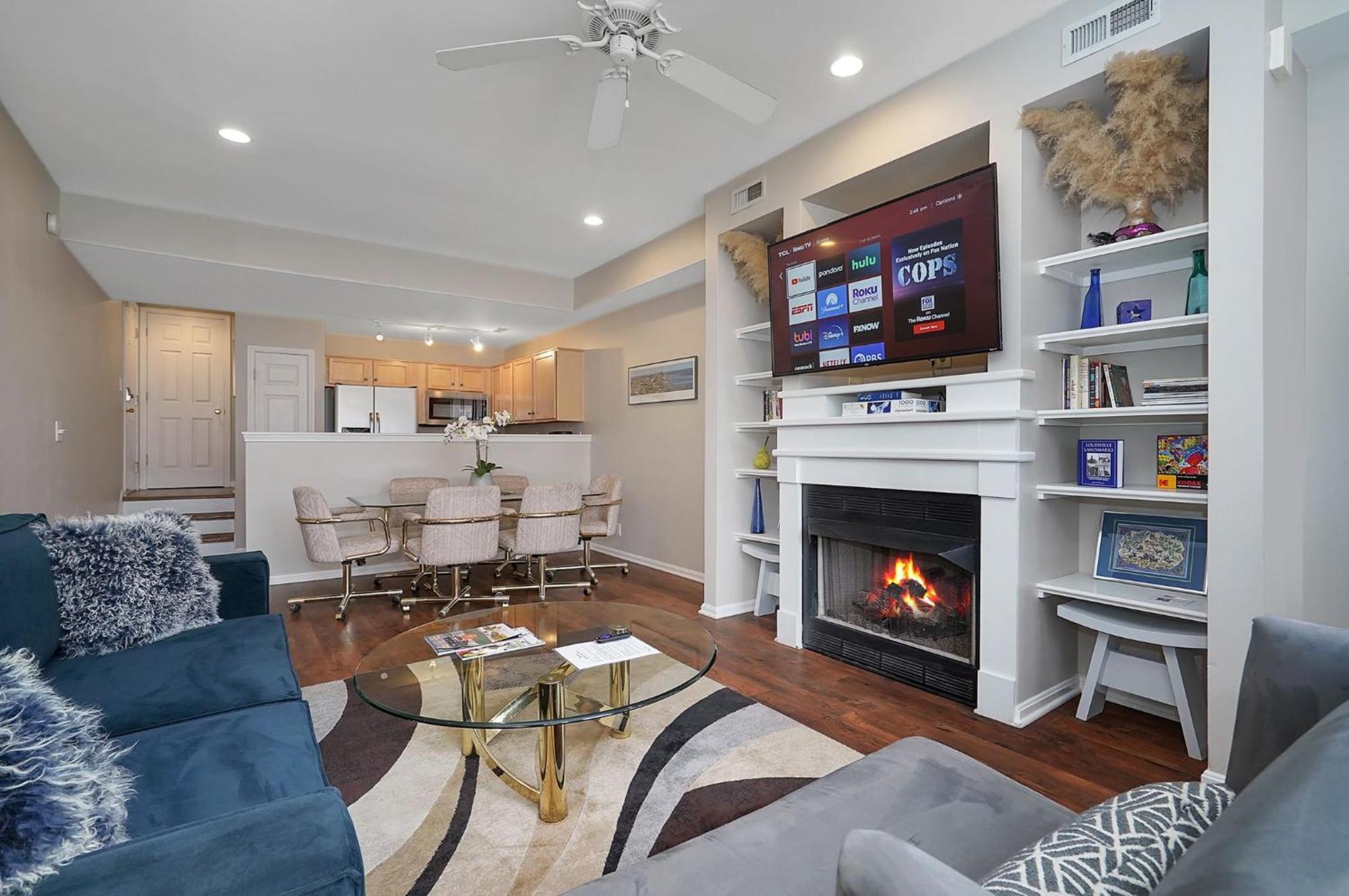 Lux Townhouse, Walk To All, Sleeps 6 Adults Louisville-Jefferson County Extérieur photo